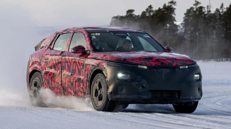 Πρώτες επίσημες εικόνες της νέας Alfa Romeo Stelvio